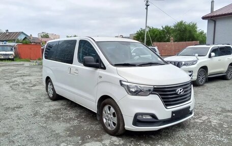 Hyundai Grand Starex Grand Starex I рестайлинг 2, 2018 год, 2 918 000 рублей, 2 фотография