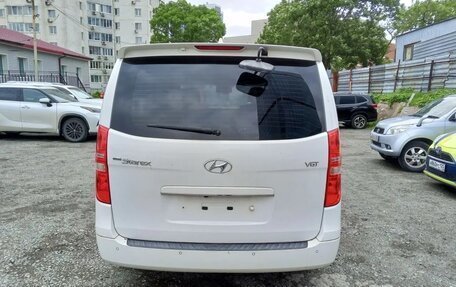 Hyundai Grand Starex Grand Starex I рестайлинг 2, 2018 год, 2 918 000 рублей, 4 фотография