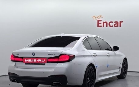 BMW 5 серия, 2023 год, 4 859 000 рублей, 2 фотография