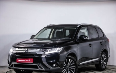 Mitsubishi Outlander III рестайлинг 3, 2019 год, 1 699 000 рублей, 1 фотография