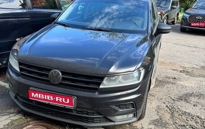 Volkswagen Tiguan II, 2017 год, 2 100 000 рублей, 1 фотография
