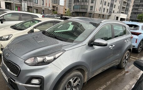 KIA Sportage IV рестайлинг, 2020 год, 2 250 300 рублей, 2 фотография