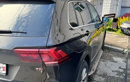 Volkswagen Tiguan II, 2017 год, 2 100 000 рублей, 3 фотография