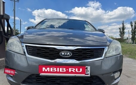 KIA cee'd I рестайлинг, 2010 год, 570 000 рублей, 2 фотография