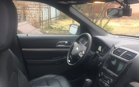 Ford Explorer VI, 2018 год, 3 120 000 рублей, 3 фотография