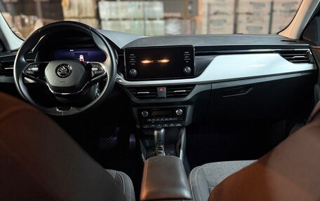Skoda Rapid II, 2022 год, 2 200 000 рублей, 5 фотография