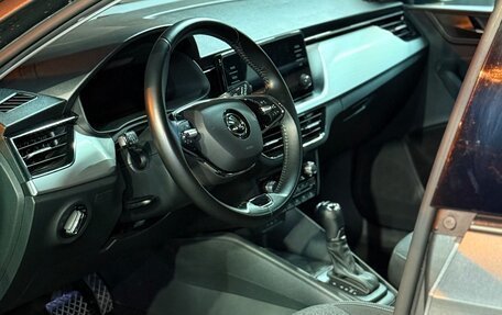 Skoda Rapid II, 2022 год, 2 200 000 рублей, 11 фотография
