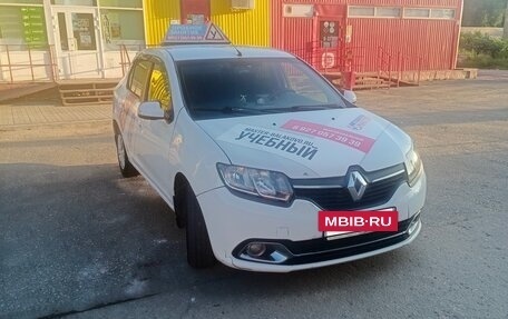 Renault Logan II, 2014 год, 660 000 рублей, 3 фотография