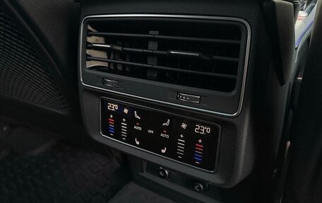Audi SQ8, 2022 год, 13 500 000 рублей, 13 фотография