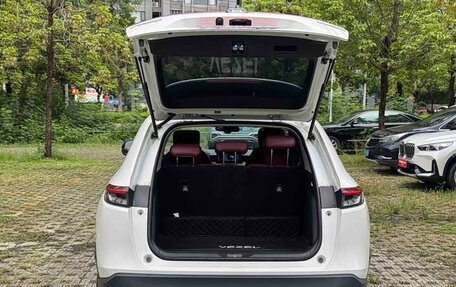 Honda Vezel, 2023 год, 1 620 000 рублей, 22 фотография