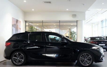 BMW 1 серия, 2019 год, 1 980 000 рублей, 4 фотография