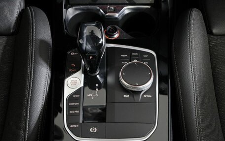 BMW 1 серия, 2019 год, 1 980 000 рублей, 22 фотография