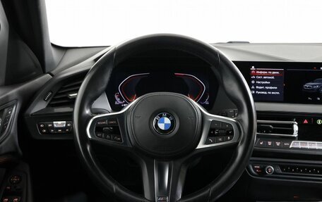 BMW 1 серия, 2019 год, 1 980 000 рублей, 19 фотография