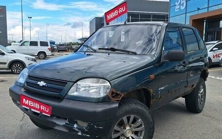 Chevrolet Niva I рестайлинг, 2004 год, 199 000 рублей, 1 фотография
