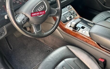 Audi A8, 2011 год, 1 700 000 рублей, 11 фотография