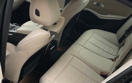 BMW 3 серия, 2021 год, 4 300 000 рублей, 9 фотография