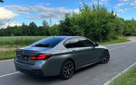 BMW 5 серия, 2023 год, 6 100 000 рублей, 3 фотография