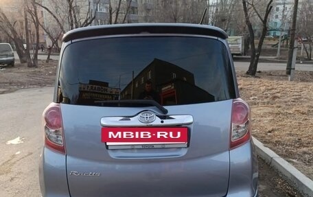 Toyota Ractis I, 2009 год, 650 000 рублей, 2 фотография