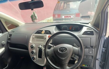 Toyota Ractis I, 2009 год, 650 000 рублей, 8 фотография