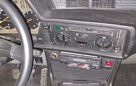 BMW 6 серия, 1986 год, 2 650 000 рублей, 8 фотография