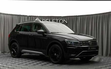 Volkswagen Tiguan II, 2020 год, 2 990 000 рублей, 2 фотография