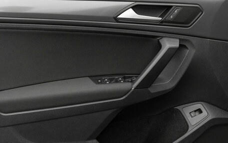 Volkswagen Tiguan II, 2020 год, 2 990 000 рублей, 14 фотография