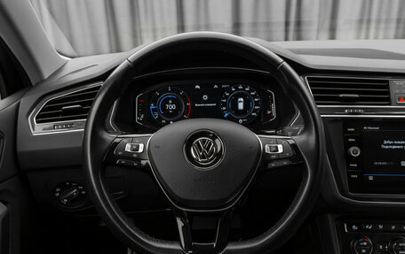 Volkswagen Tiguan II, 2020 год, 2 990 000 рублей, 10 фотография