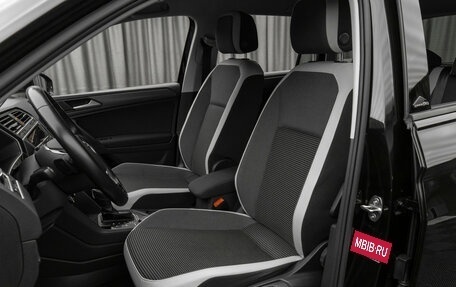 Volkswagen Tiguan II, 2020 год, 2 990 000 рублей, 9 фотография