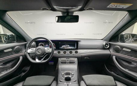 Mercedes-Benz E-Класс, 2019 год, 3 997 000 рублей, 7 фотография