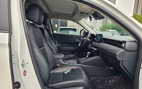 Honda Vezel, 2023 год, 1 610 000 рублей, 9 фотография
