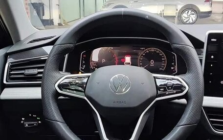 Volkswagen Tiguan II, 2023 год, 2 530 000 рублей, 9 фотография