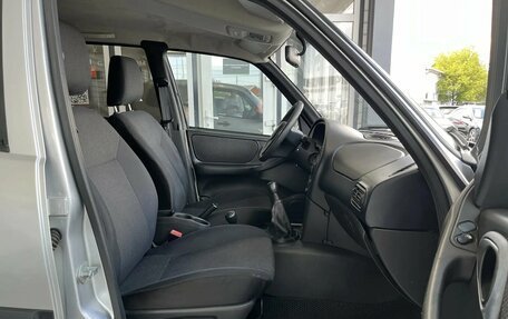 Chevrolet Niva I рестайлинг, 2019 год, 675 000 рублей, 14 фотография