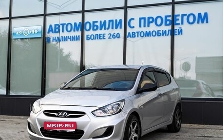 Hyundai Solaris II рестайлинг, 2012 год, 649 000 рублей, 1 фотография