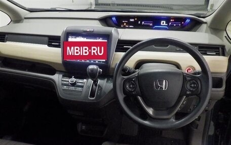 Honda Freed II, 2019 год, 965 000 рублей, 7 фотография