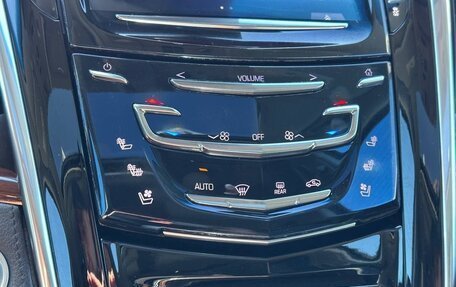 Cadillac Escalade IV, 2016 год, 3 299 999 рублей, 19 фотография
