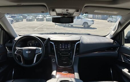 Cadillac Escalade IV, 2016 год, 3 299 999 рублей, 33 фотография