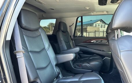 Cadillac Escalade IV, 2016 год, 3 299 999 рублей, 28 фотография