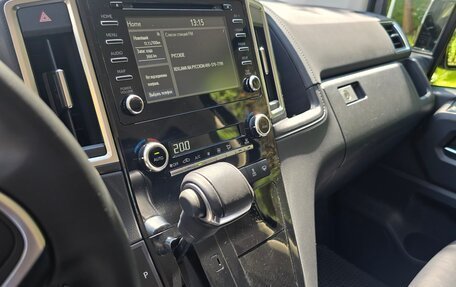 Toyota HiAce H300, 2022 год, 8 500 000 рублей, 9 фотография