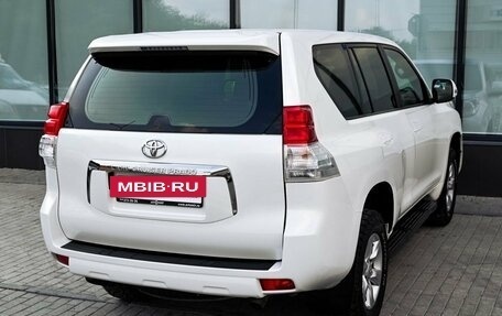 Toyota Land Cruiser Prado 150 рестайлинг 2, 2012 год, 2 739 000 рублей, 5 фотография