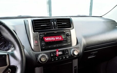 Toyota Land Cruiser Prado 150 рестайлинг 2, 2012 год, 2 739 000 рублей, 10 фотография