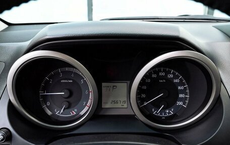 Toyota Land Cruiser Prado 150 рестайлинг 2, 2012 год, 2 739 000 рублей, 12 фотография