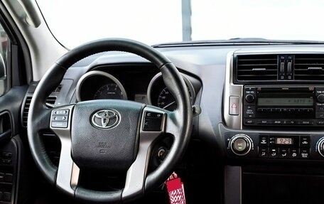 Toyota Land Cruiser Prado 150 рестайлинг 2, 2012 год, 2 739 000 рублей, 19 фотография