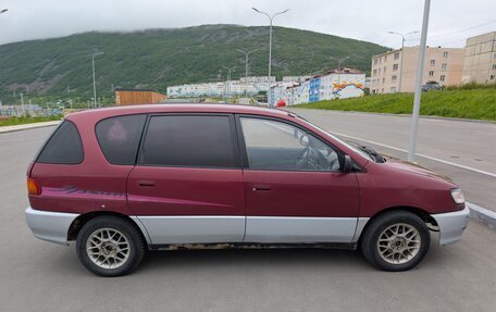 Toyota Ipsum II, 1996 год, 399 000 рублей, 1 фотография