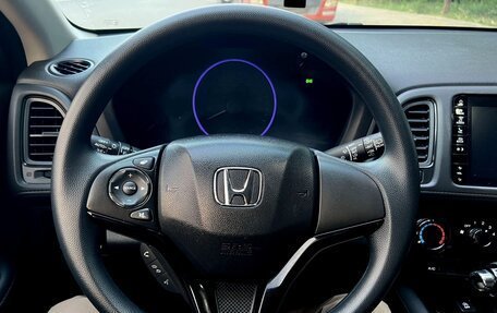 Honda Vezel, 2022 год, 1 272 000 рублей, 7 фотография