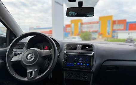 Volkswagen Polo VI (EU Market), 2013 год, 700 000 рублей, 23 фотография