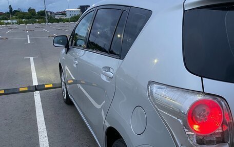 Toyota Verso I, 2009 год, 1 000 000 рублей, 21 фотография