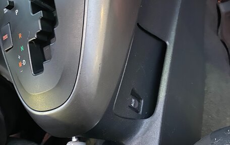 Toyota Verso I, 2009 год, 1 000 000 рублей, 33 фотография