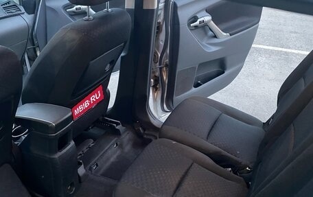 Toyota Verso I, 2009 год, 1 000 000 рублей, 14 фотография
