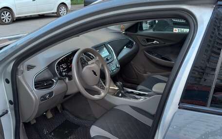Chevrolet Malibu IX, 2018 год, 975 000 рублей, 7 фотография