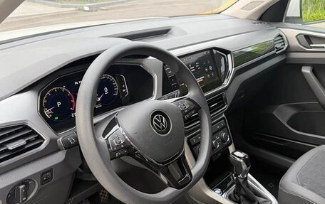 Volkswagen T-Cross I, 2022 год, 1 470 025 рублей, 9 фотография